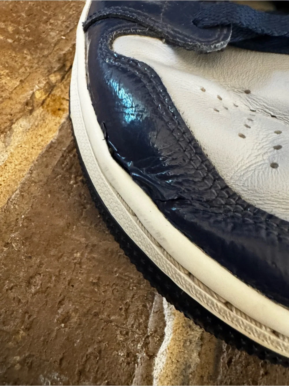 Air Jordan 1 Retro High OG Navy Metallic Silver Golf